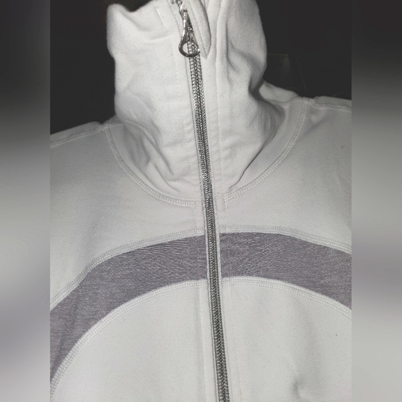 Lululemon stride jacket 12 - Picture 4 of 4